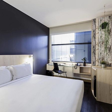 Ibis Sydney Barangaroo Hotel Exterior photo