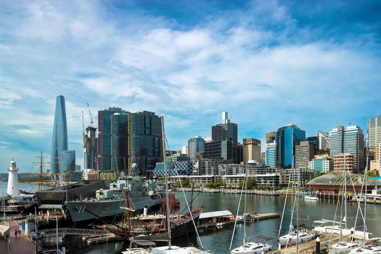 Ibis Sydney Barangaroo Hotel Exterior photo