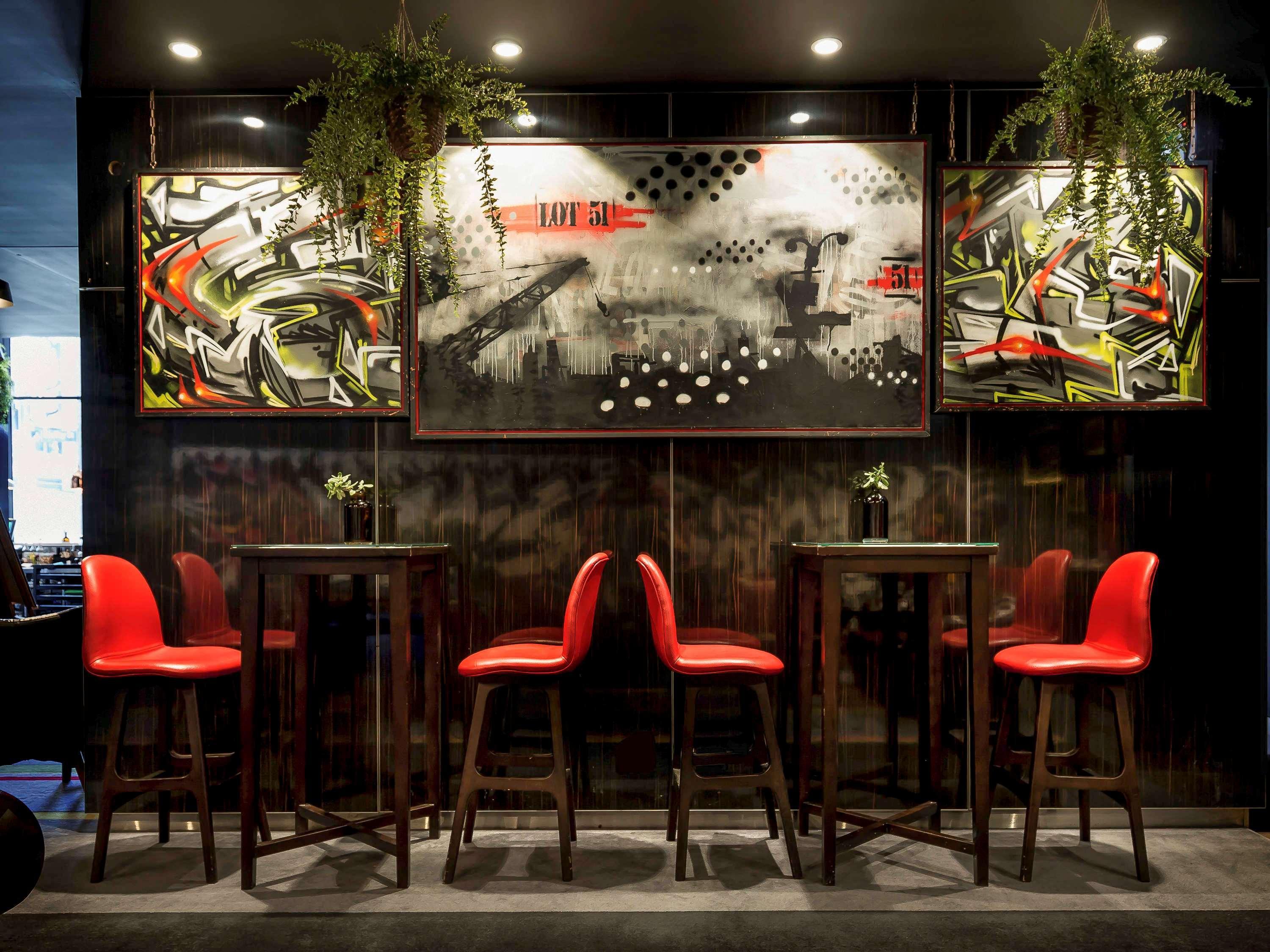 Ibis Sydney Barangaroo Hotel Exterior photo