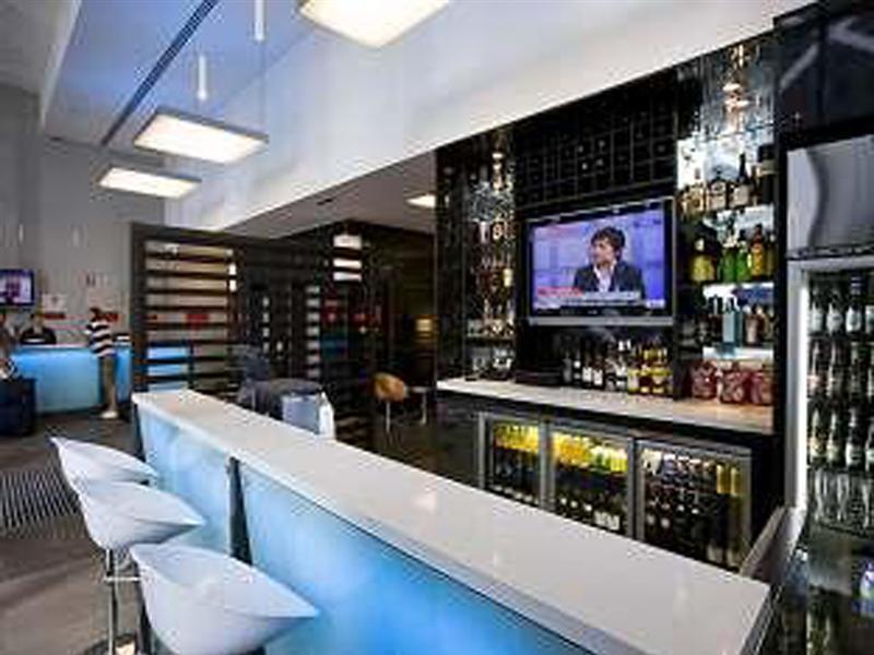 Ibis Sydney Barangaroo Hotel Exterior photo