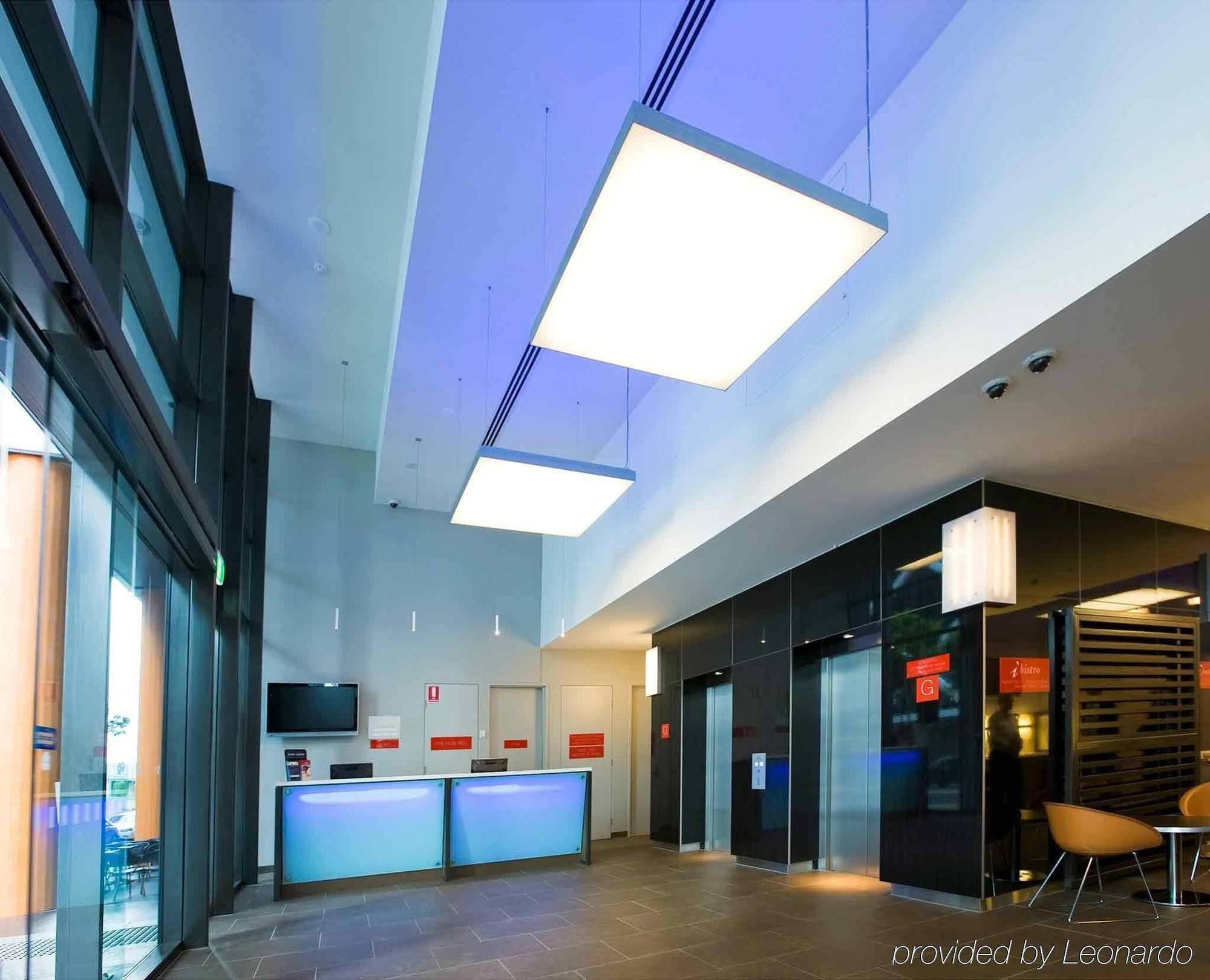 Ibis Sydney Barangaroo Hotel Exterior photo