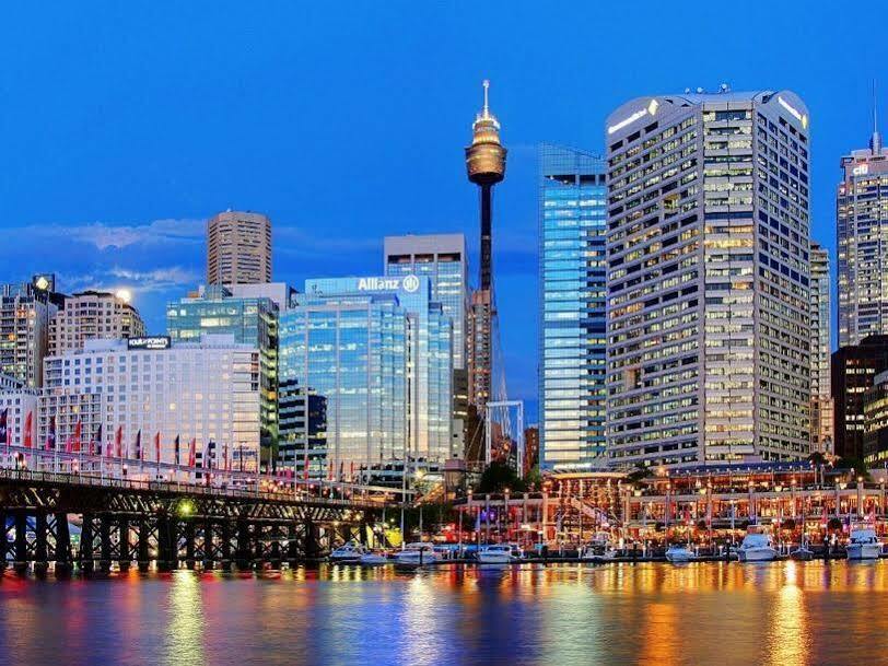 Ibis Sydney Barangaroo Hotel Exterior photo